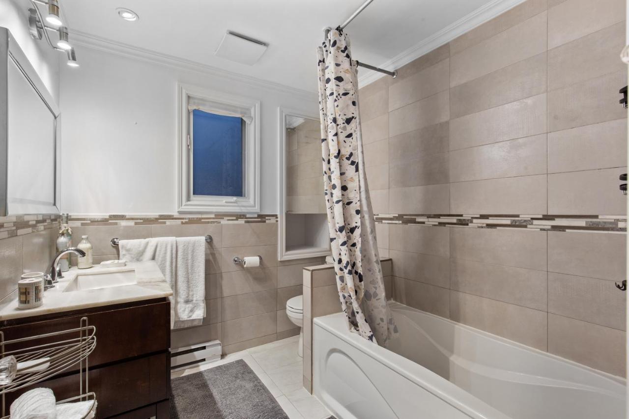 Byron Appartement 3 Chambres Montreal Exterior photo